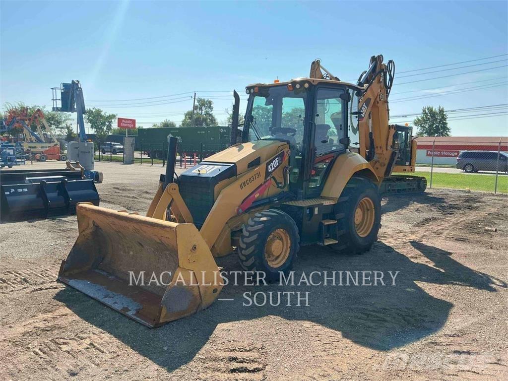 CAT 420F2ST Retroescavadeiras