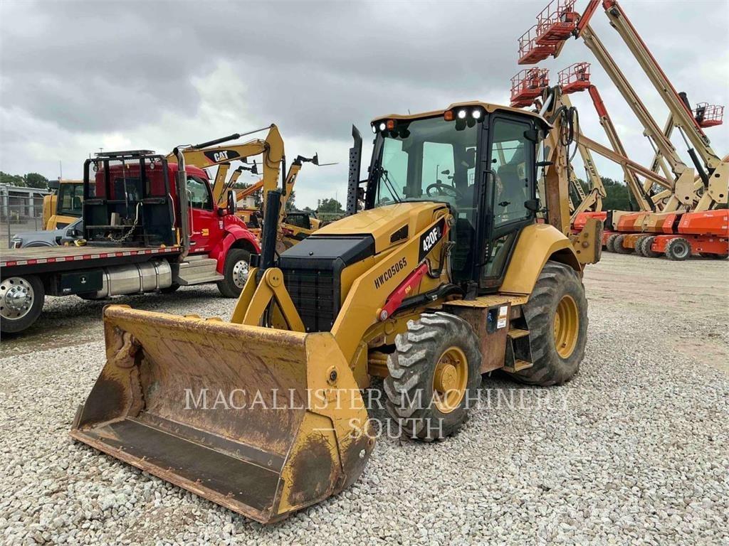 CAT 420F2ST Retroescavadeiras