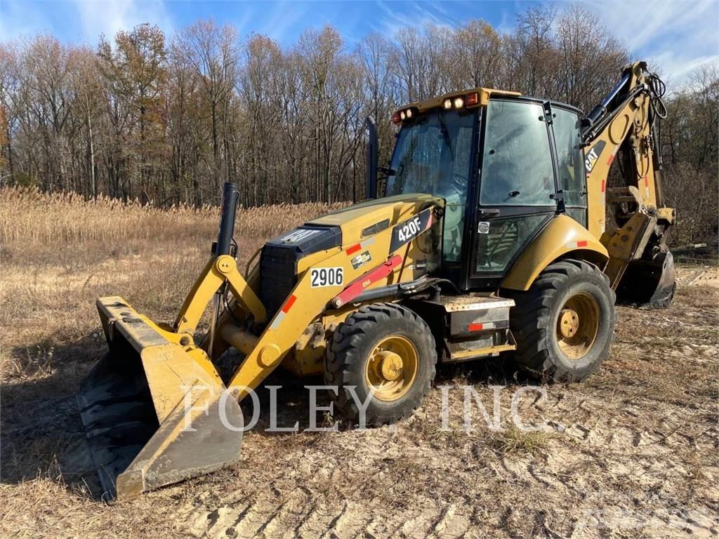CAT 420FST Retroescavadeiras