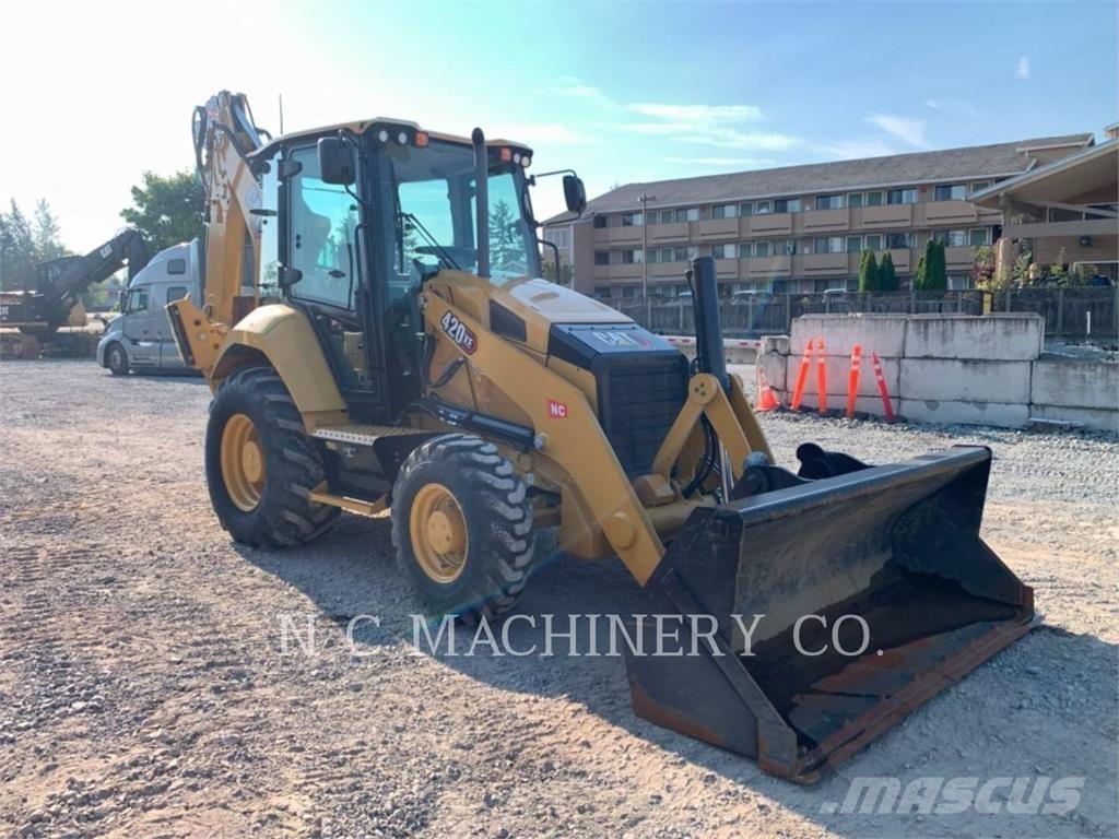 CAT 420XE Retroescavadeiras