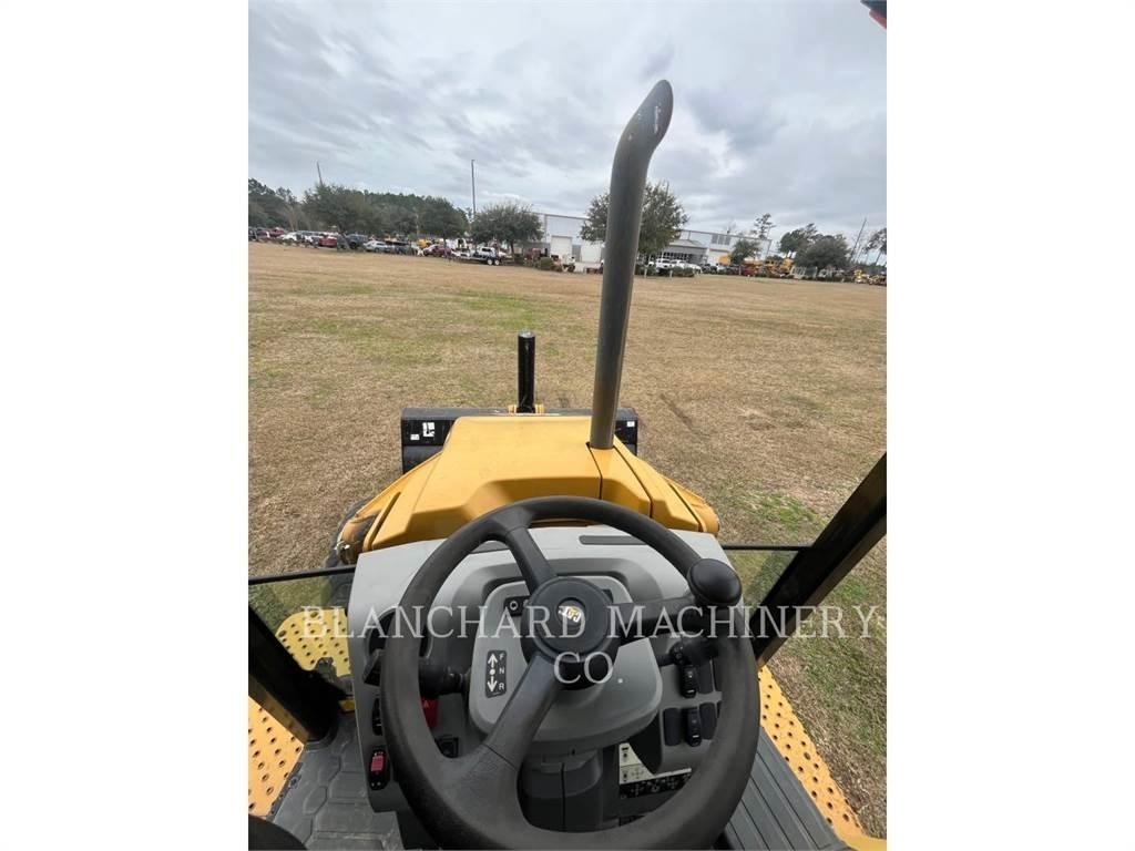 CAT 420XE Retroescavadeiras