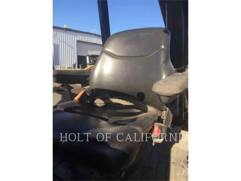 CAT 430 Retroescavadeiras