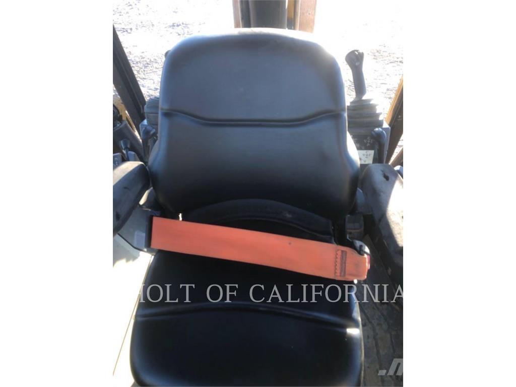 CAT 430 Retroescavadeiras