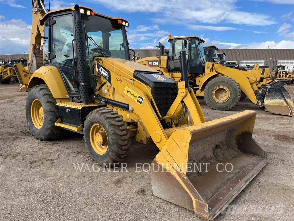 CAT 430F2 4WD Retroescavadeiras