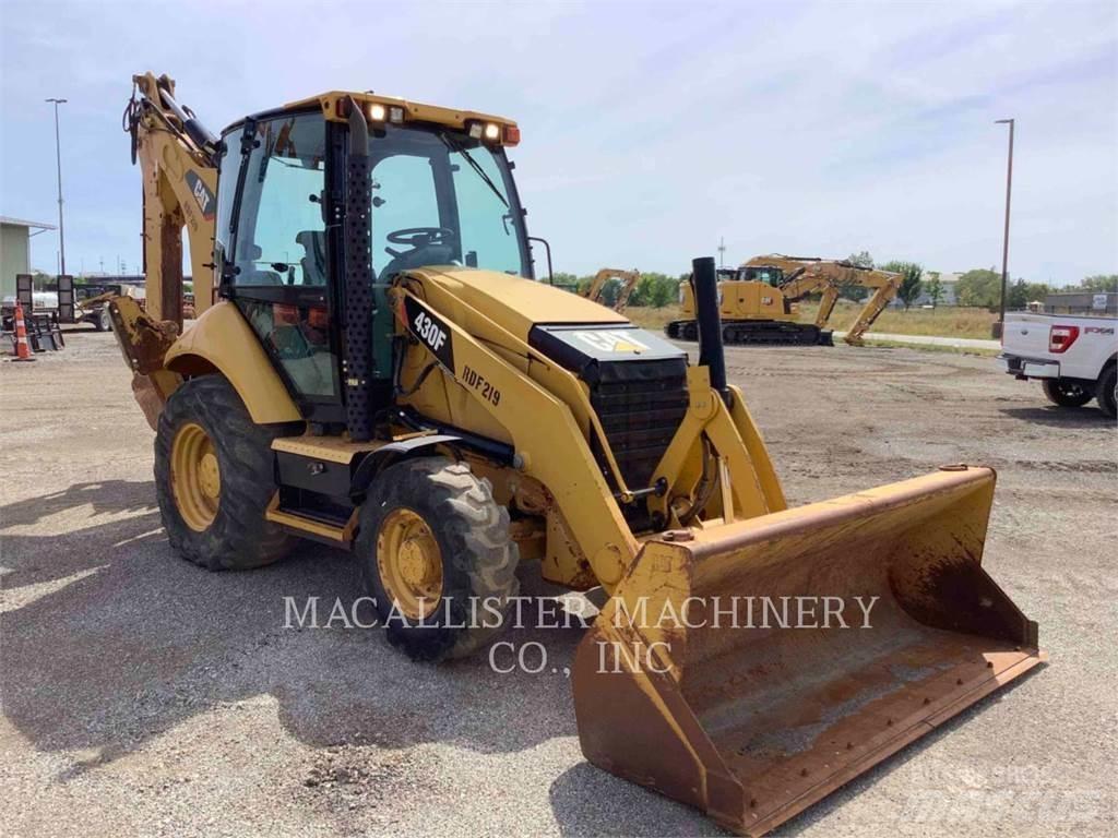 CAT 430FST Retroescavadeiras