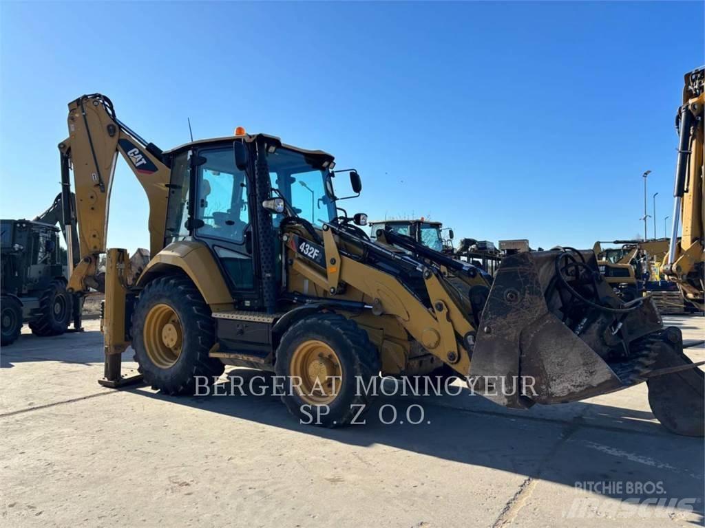 CAT 432F2 Retroescavadeiras