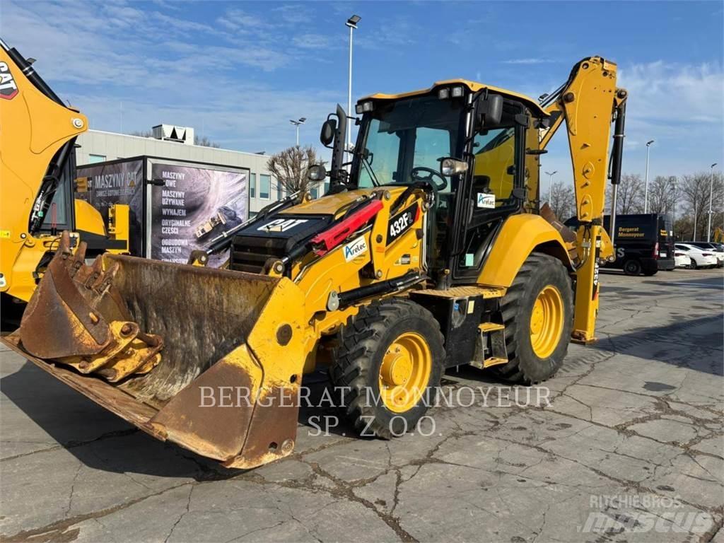 CAT 432F2 Retroescavadeiras