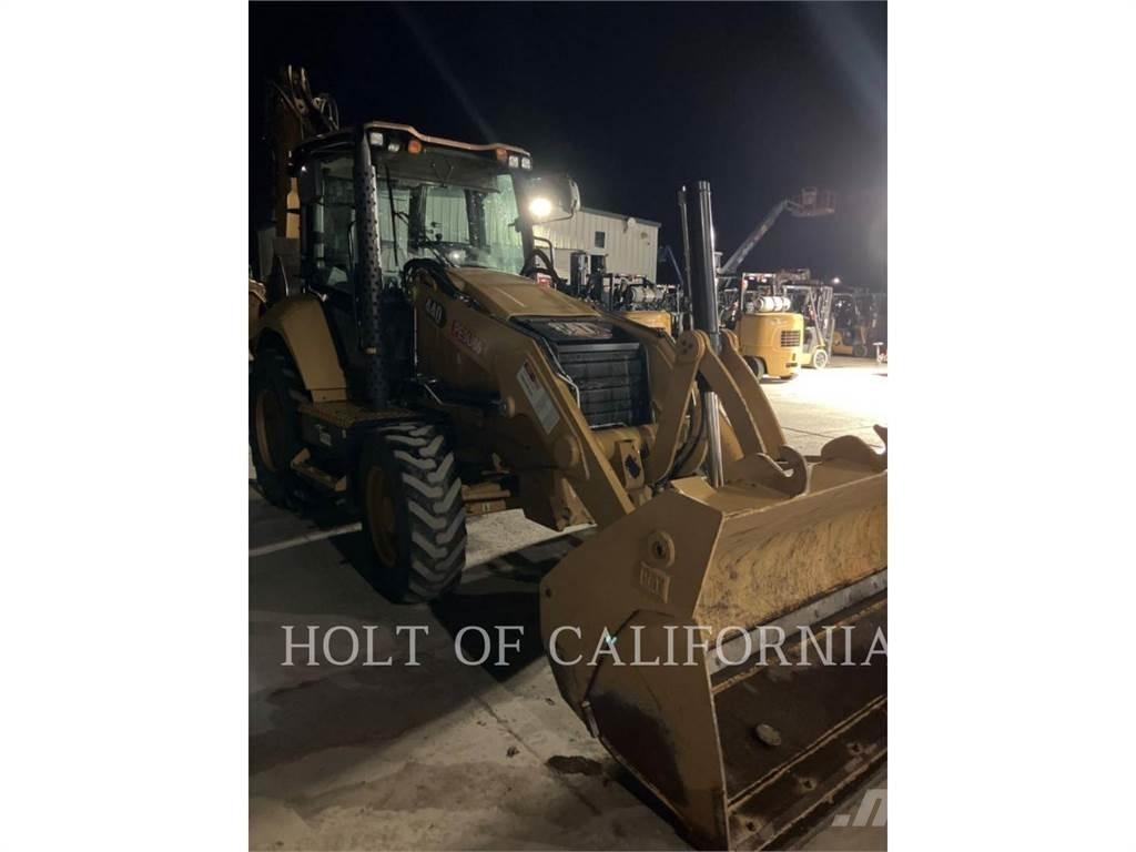 CAT 440 Retroescavadeiras