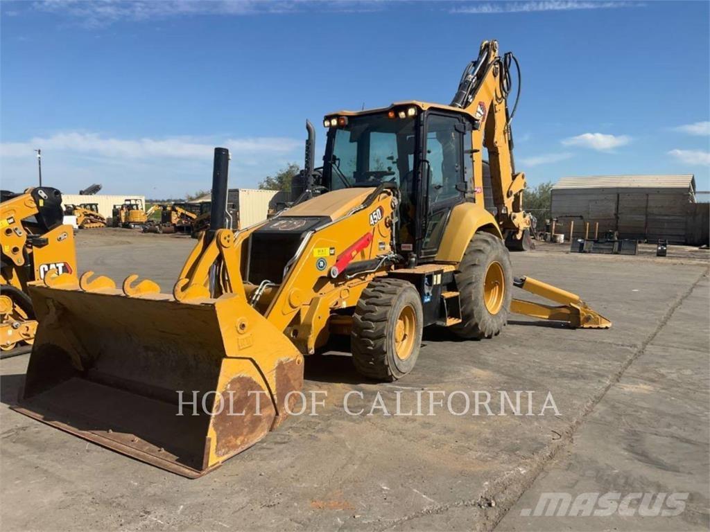 CAT 450 Retroescavadeiras