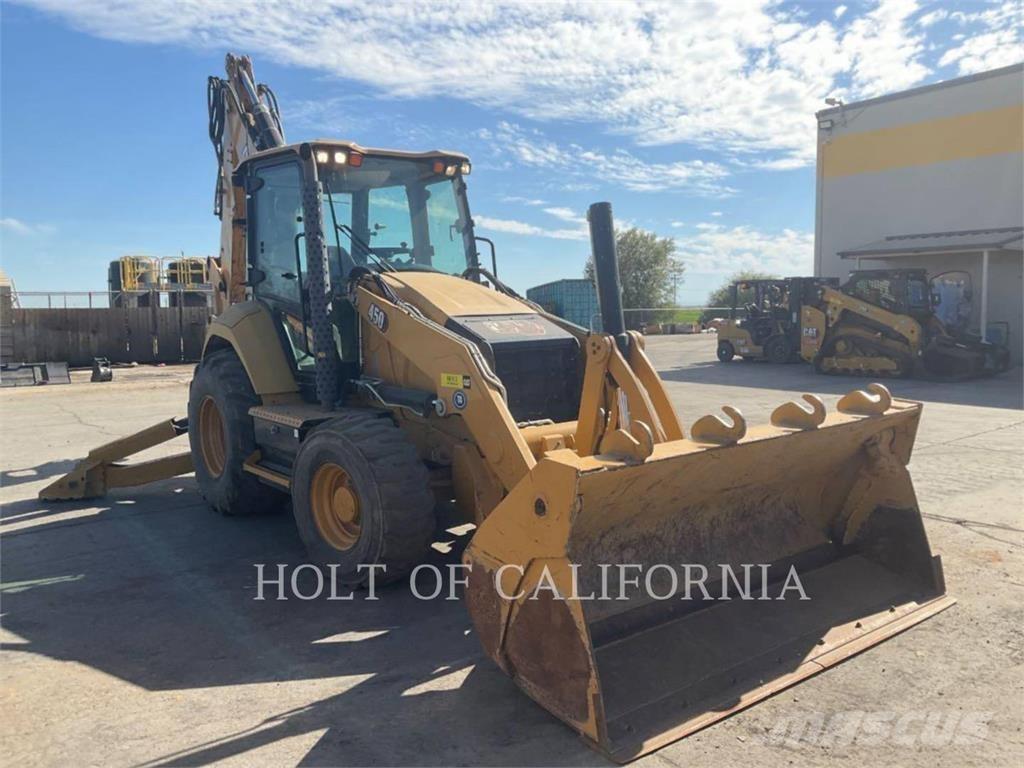 CAT 450 Retroescavadeiras