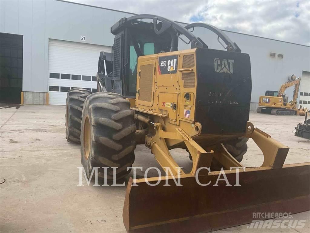 CAT 535D Rechegadores