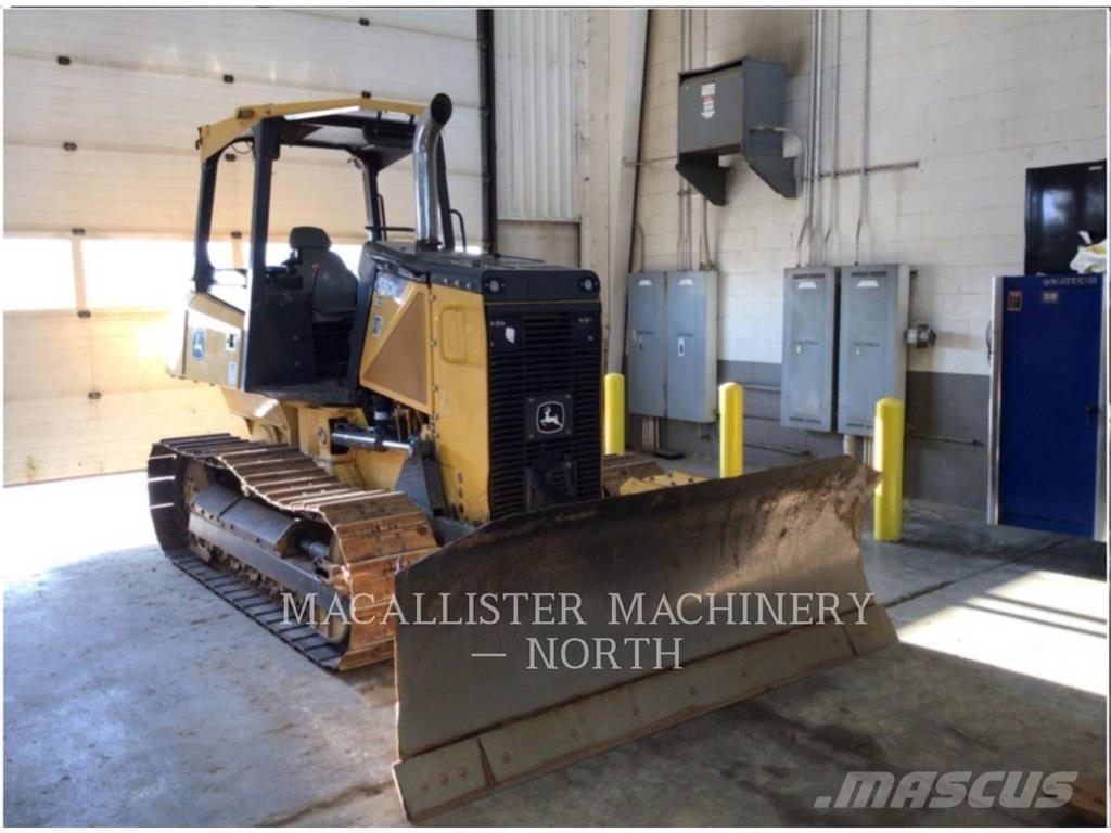 CAT 550K XLT Dozers - Tratores rastos