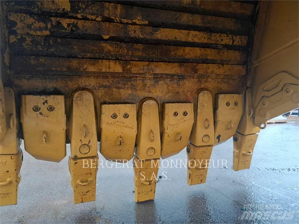 CAT 6015B Escavadeiras de esteiras