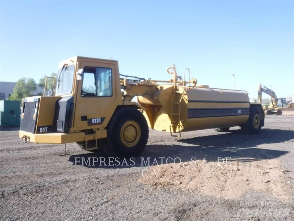CAT 613C Auto-tanques