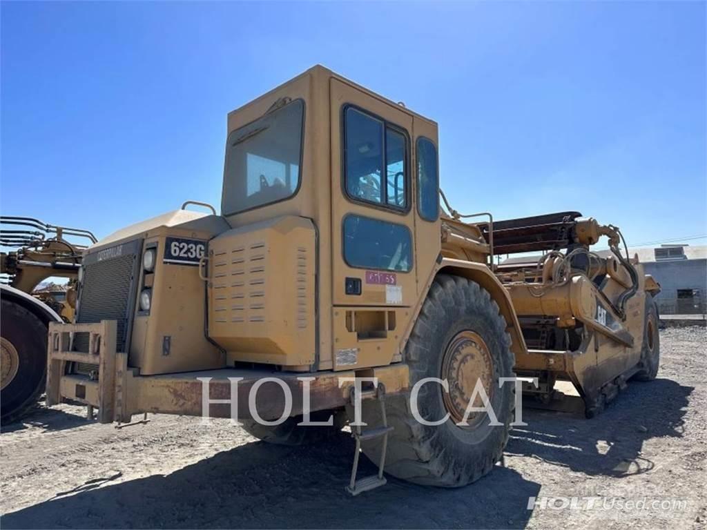 CAT 623G Raspadores