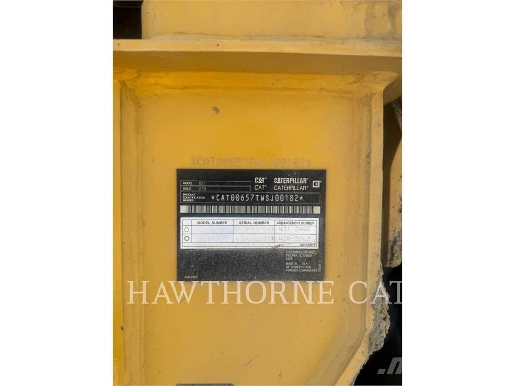 CAT 657 Raspadores