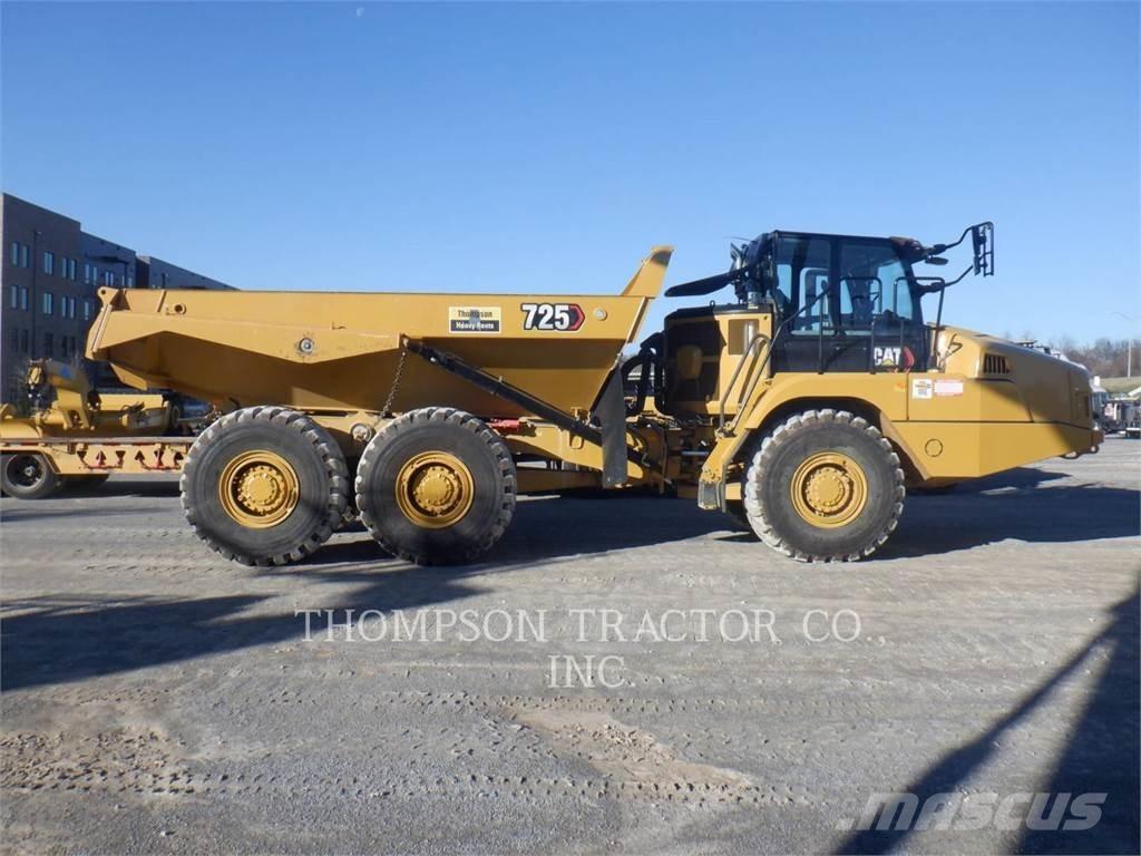CAT 725 Caminhões articulados