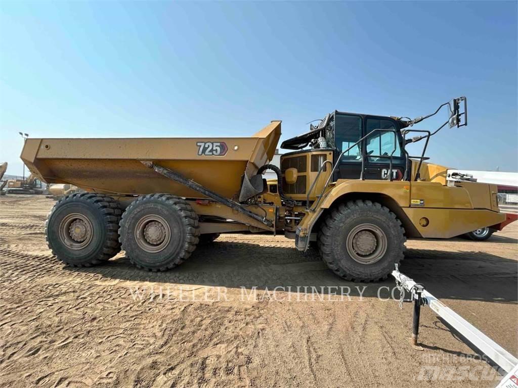 CAT 725 Caminhões articulados
