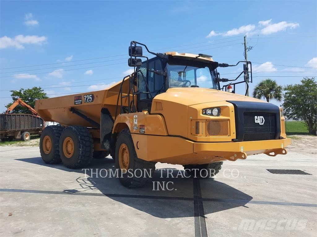 CAT 725 Caminhões articulados