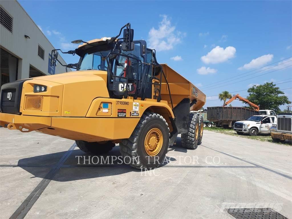 CAT 725 Caminhões articulados