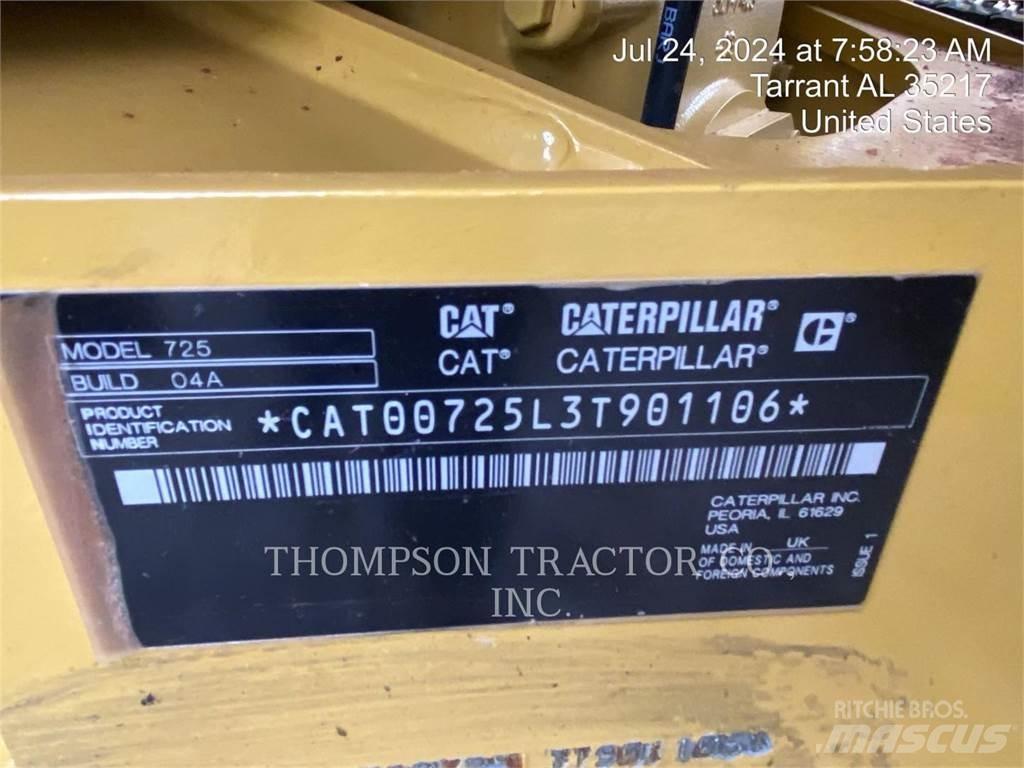 CAT 725 Caminhões articulados