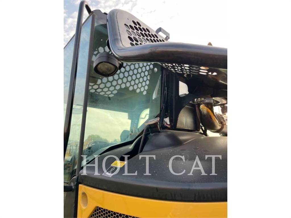 CAT 725 Caminhões articulados