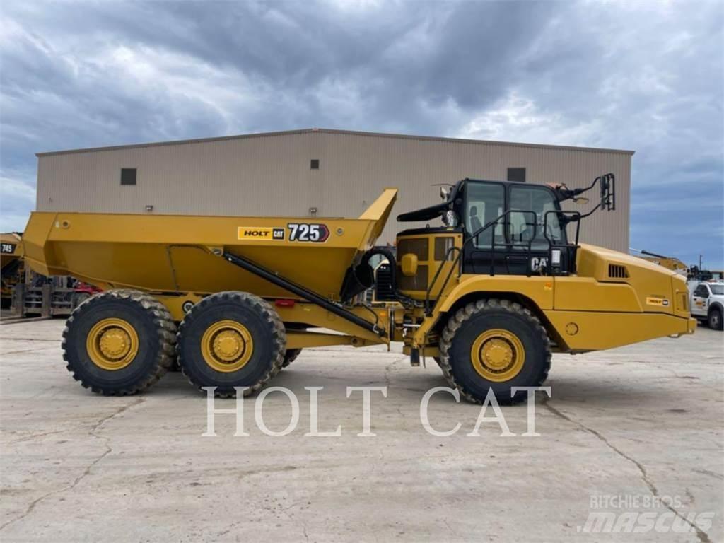CAT 725 Caminhões articulados
