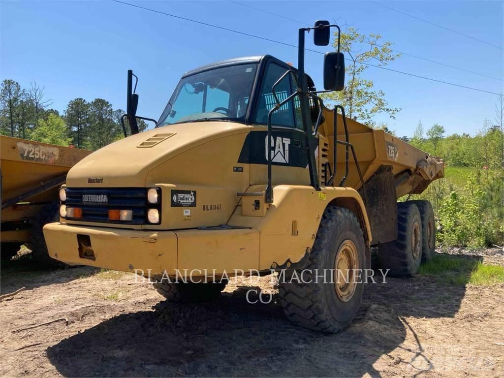 CAT 725 Caminhões articulados