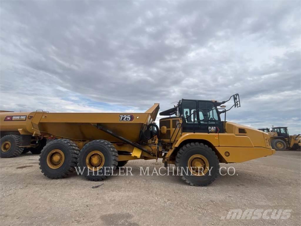 CAT 725 Caminhões articulados