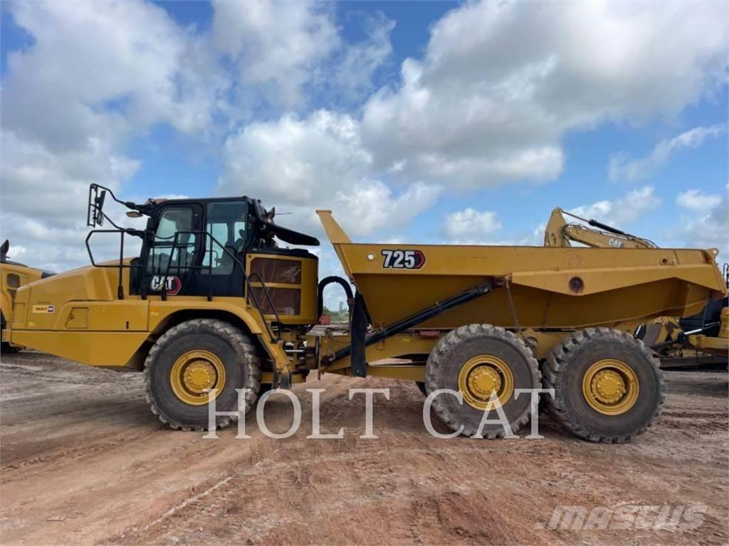 CAT 725 Caminhões articulados