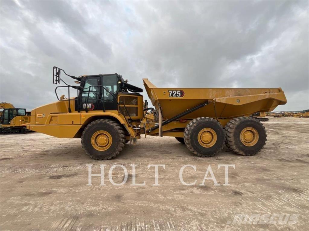 CAT 725 Caminhões articulados