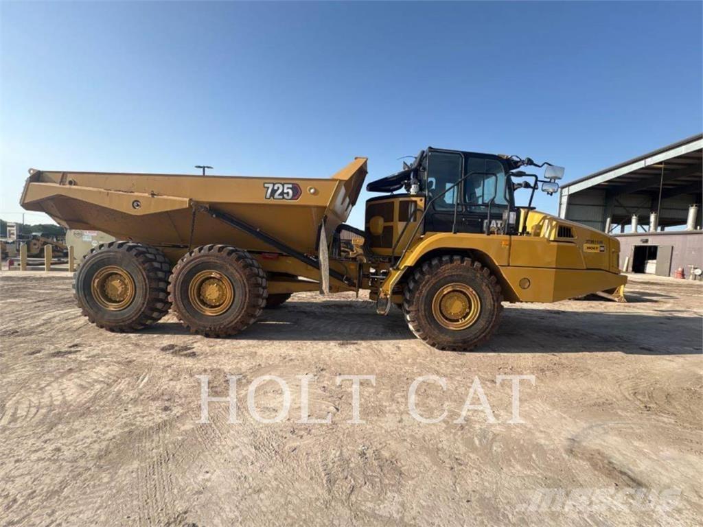 CAT 725 Caminhões articulados