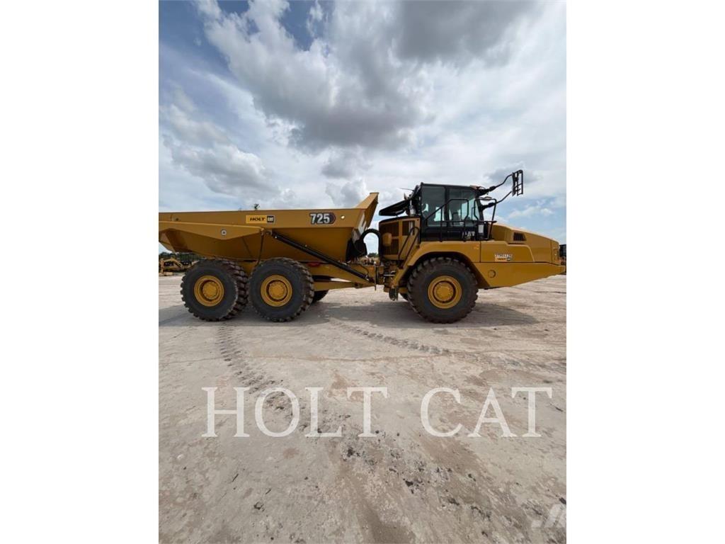 CAT 725 Caminhões articulados