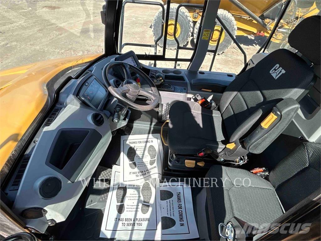 CAT 725 Caminhões articulados