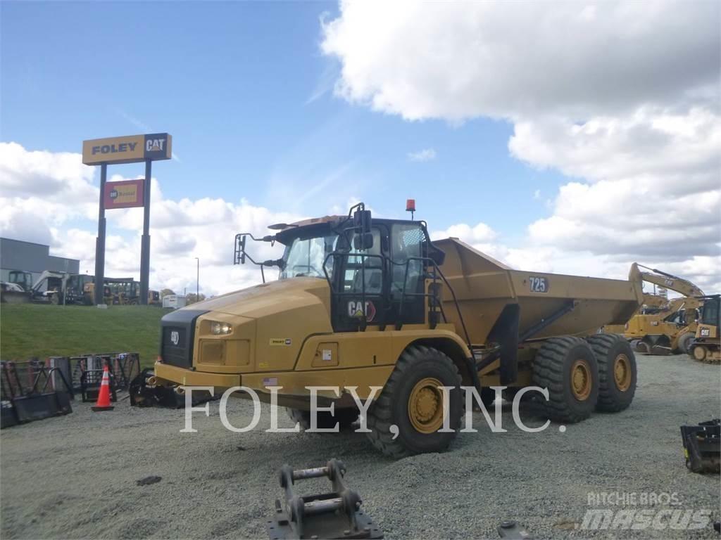 CAT 725-04 Caminhões articulados