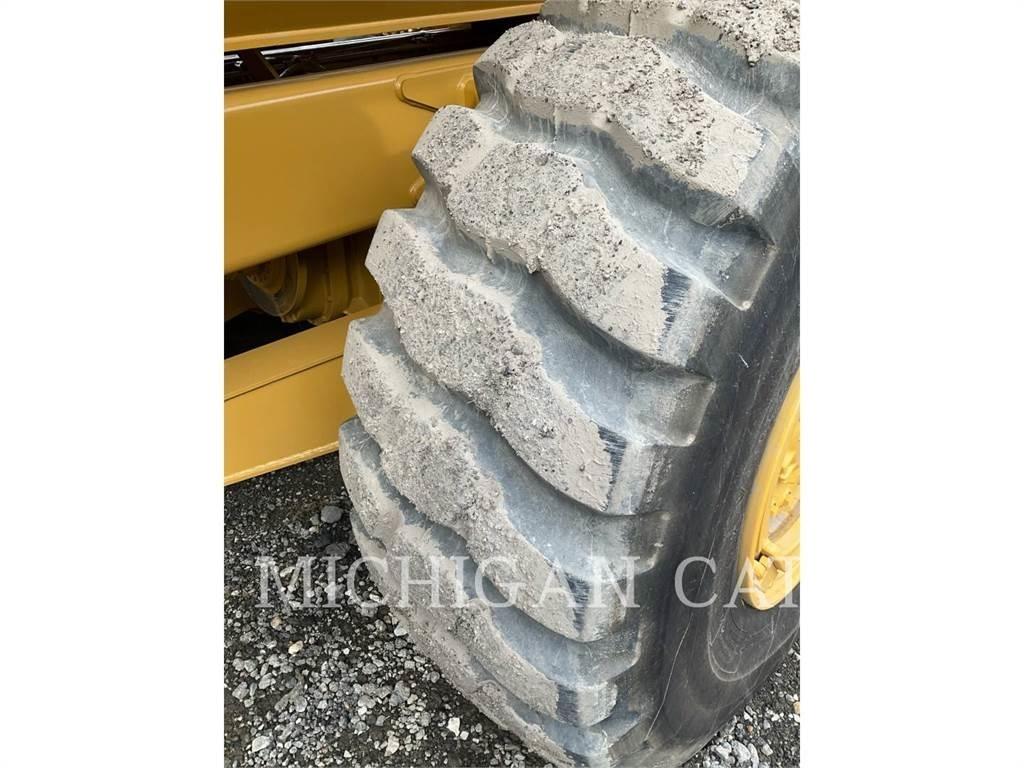 CAT 725 T Caminhões articulados