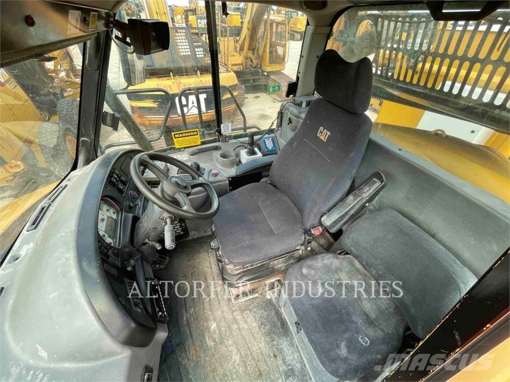 CAT 725 WT Caminhões articulados