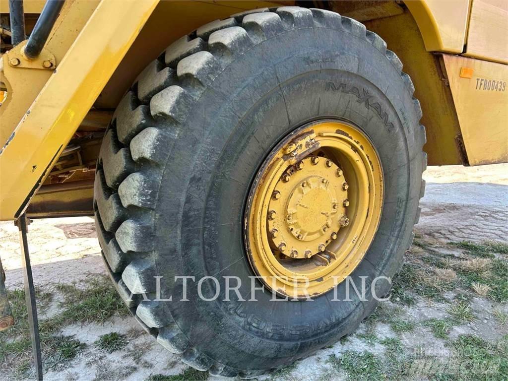 CAT 725C Caminhões articulados