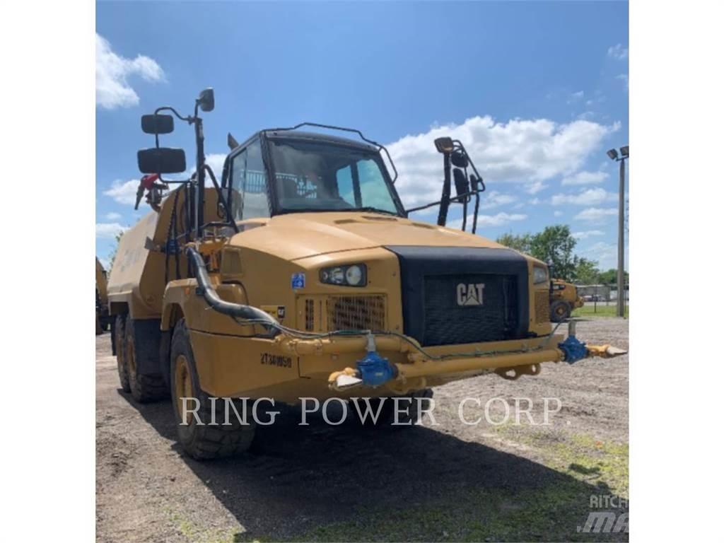 CAT 725C2WW Camiões-cisterna