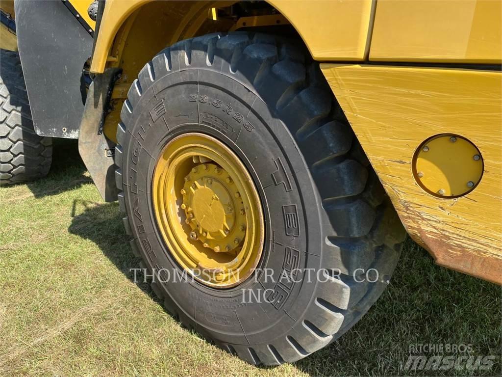CAT 730 Caminhões articulados