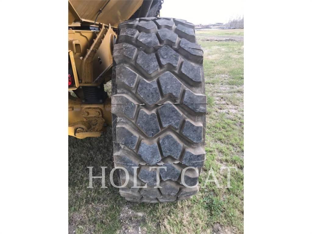 CAT 730 Caminhões articulados