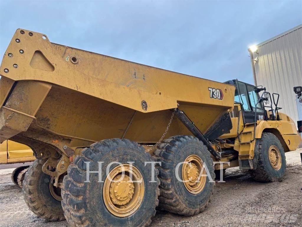 CAT 730 Caminhões articulados
