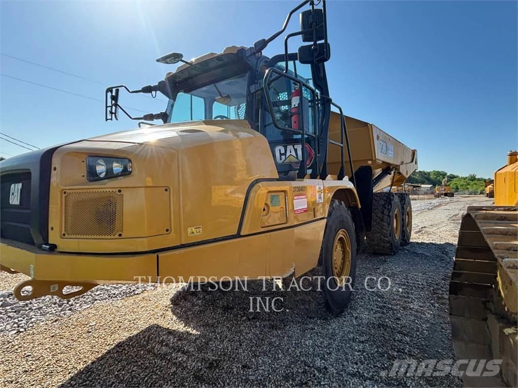 CAT 730 Caminhões articulados