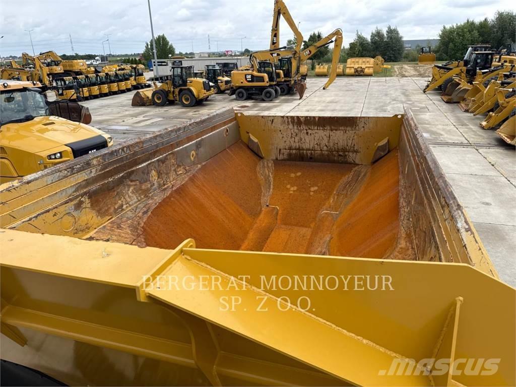 CAT 730 Caminhões articulados