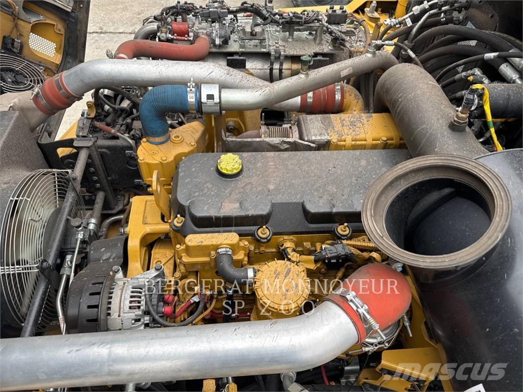 CAT 730 Caminhões articulados