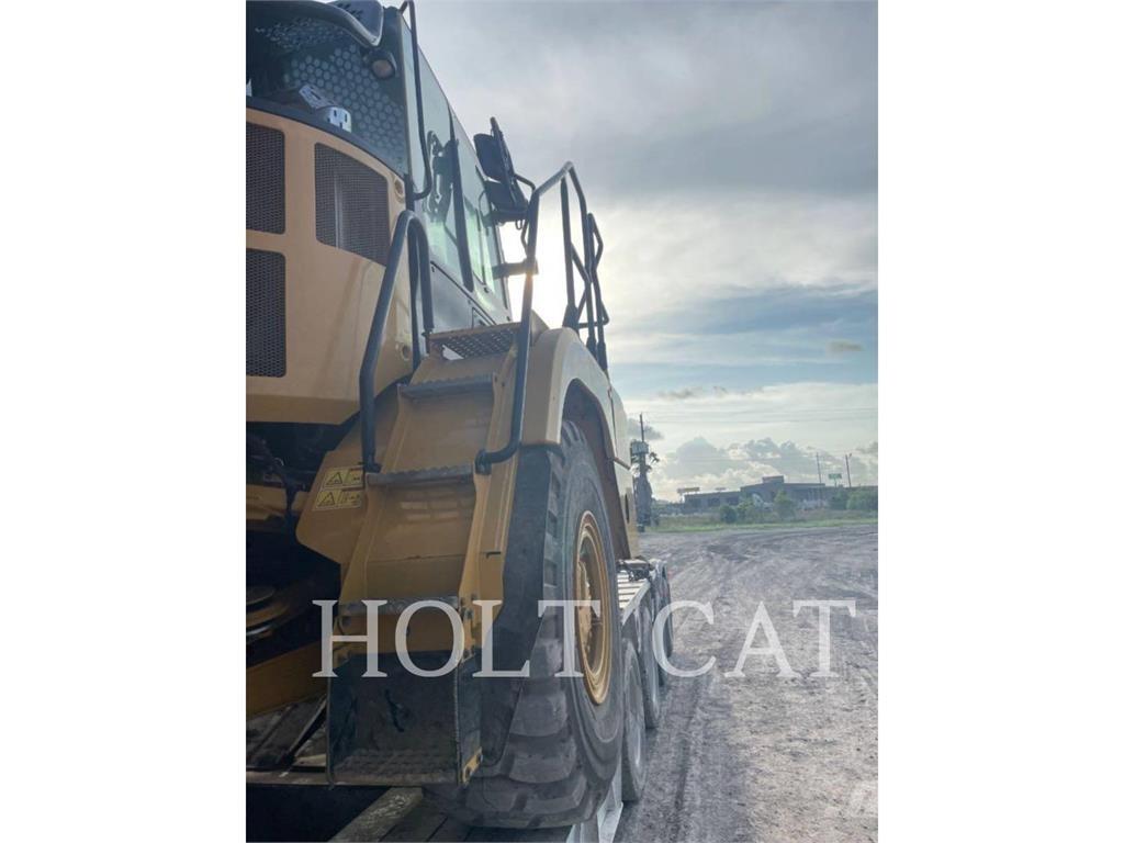 CAT 730 Caminhões articulados
