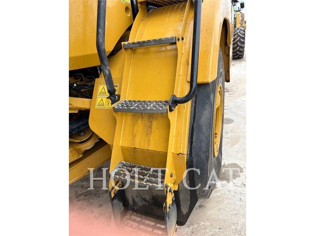 CAT 730 Caminhões articulados
