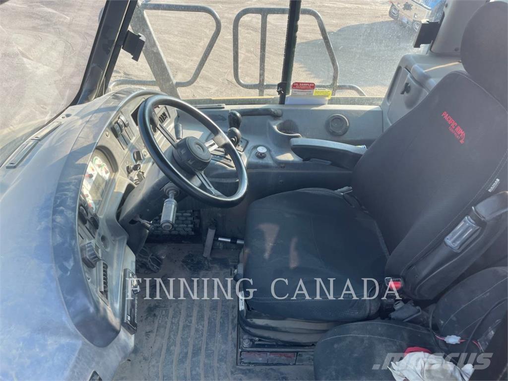 CAT 730 Caminhões articulados