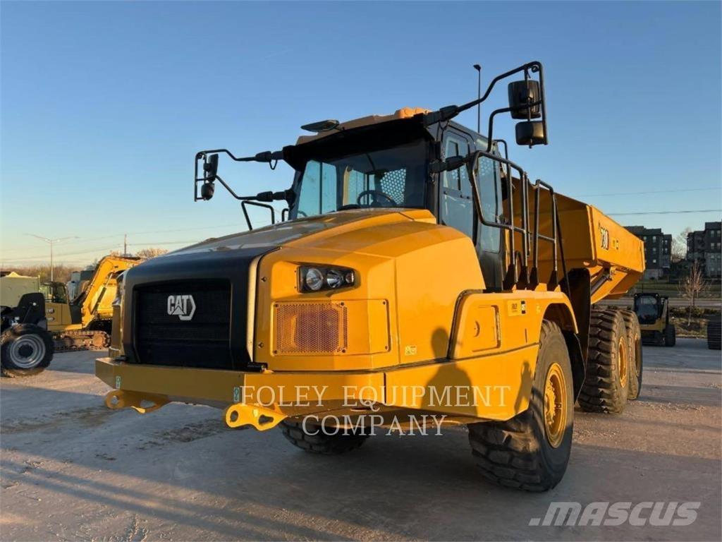 CAT 730-04 Caminhões articulados