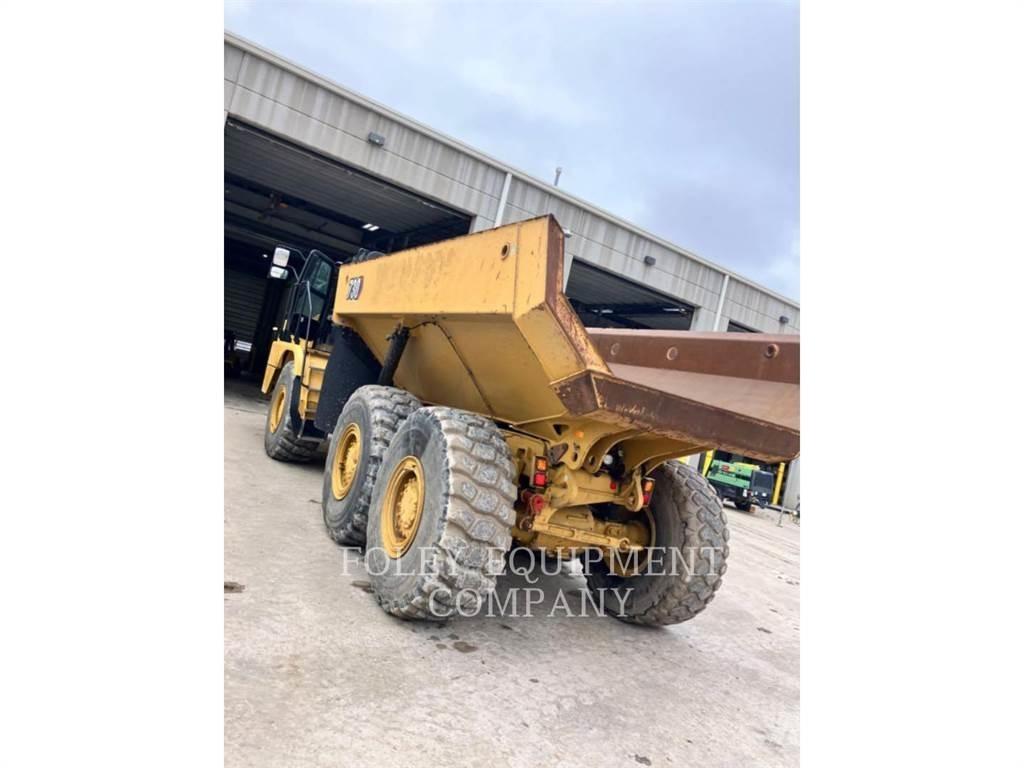 CAT 730-04 Caminhões articulados